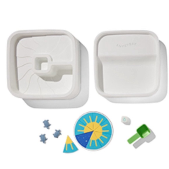 Lovevery Plastic Turtle Hatch Game Toddler board game - Picture 1 of 4